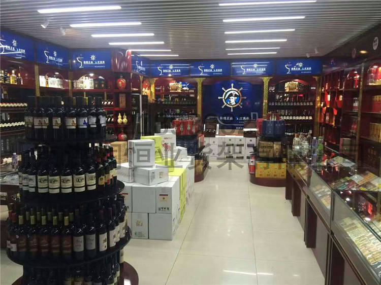 煙酒貨架